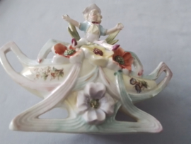 Biscuit beeldje rococo.
