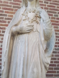 Groot beeld  onbevlekt hart van Maria.