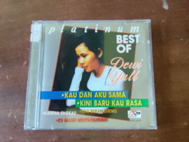 Dewi Yull met Platinum best of Dewi Yull  1995 CD nr CD20262173