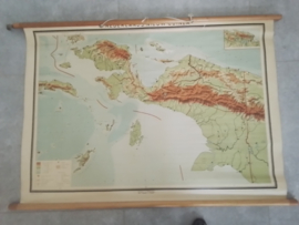 Oude Schoolkaart Nederlans Nieuw -Guinea.