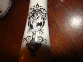 Driedelig kaptafelset 2 kandelaars en ringenstandaard