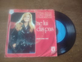 Dalida met Ne lui dis pas 1975 Single nr S20221867