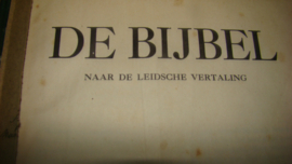 Bybel Leidsche Vertaling.