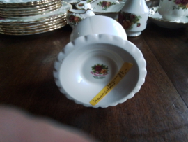 Kandelaar Royal Albert Tudor  Rose kandelaar.