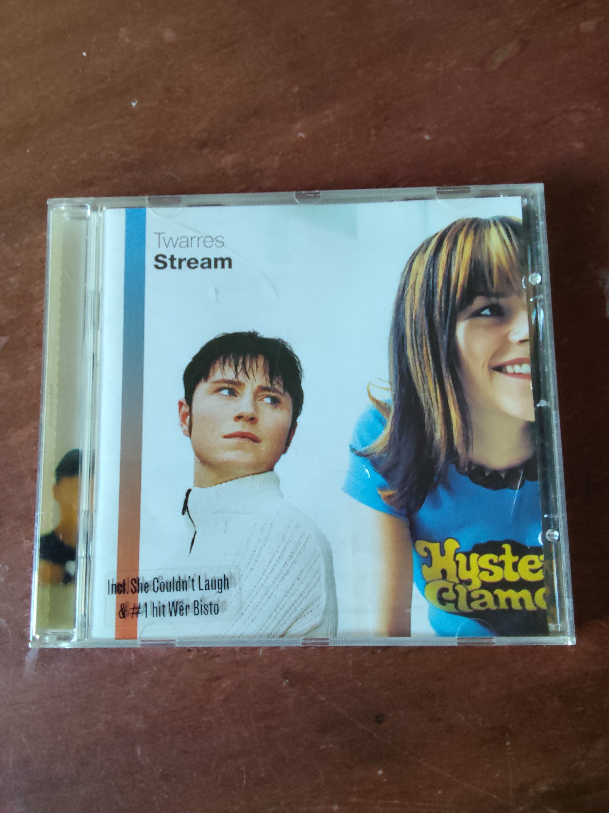 Twarres met stream 2001 CD nr CD20251199