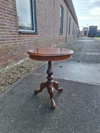 Oud rond bijzettafeltje d-50cm kolom 3 poot 1950-1960 nr T202510