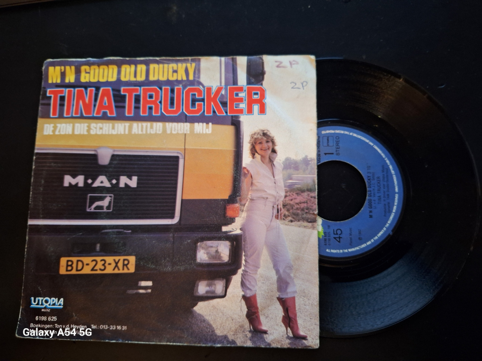 Tina Trucker met M'n good old ducky 1982 Single nr S20211228
