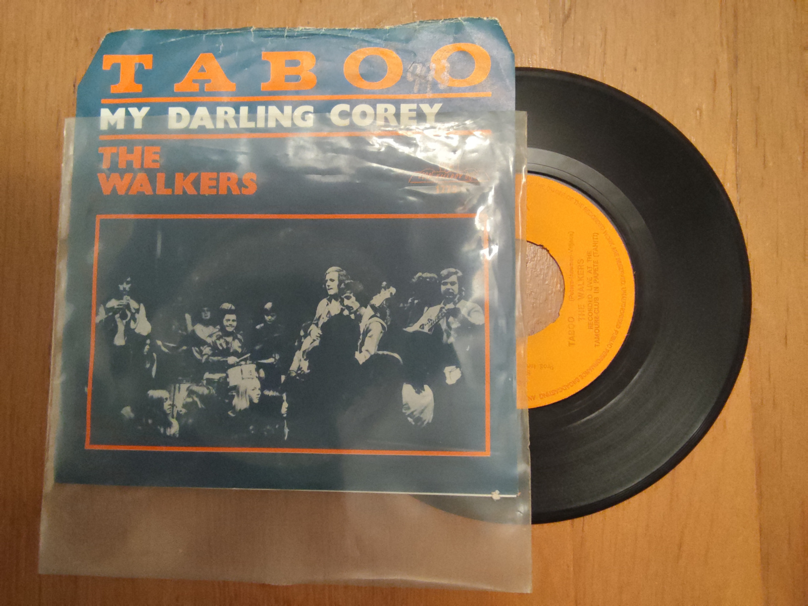 The Walkers met Taboo 1972 Single nr S20256324
