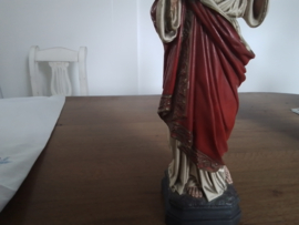 Antiek beeld  heilig hart Jezus.