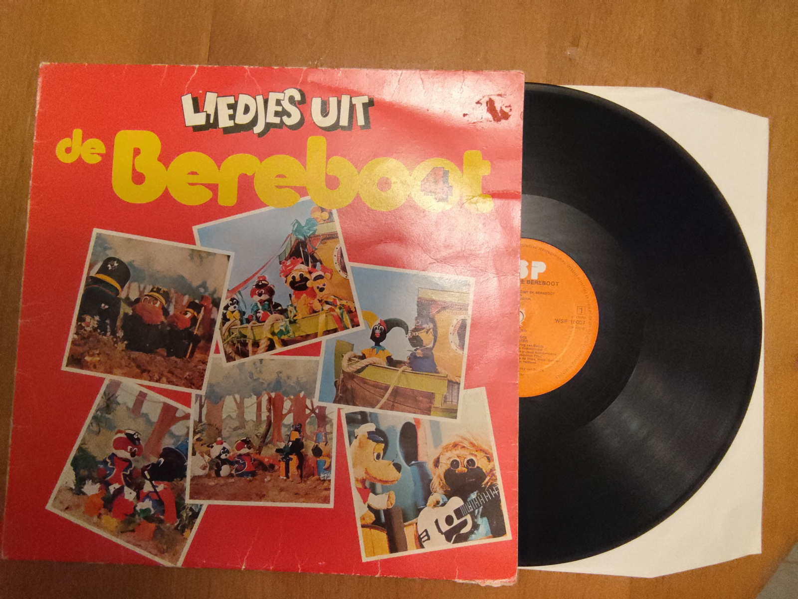 De Bereboot met Liedjes uit de Bereboot 4 1981 LP nr L2024802
