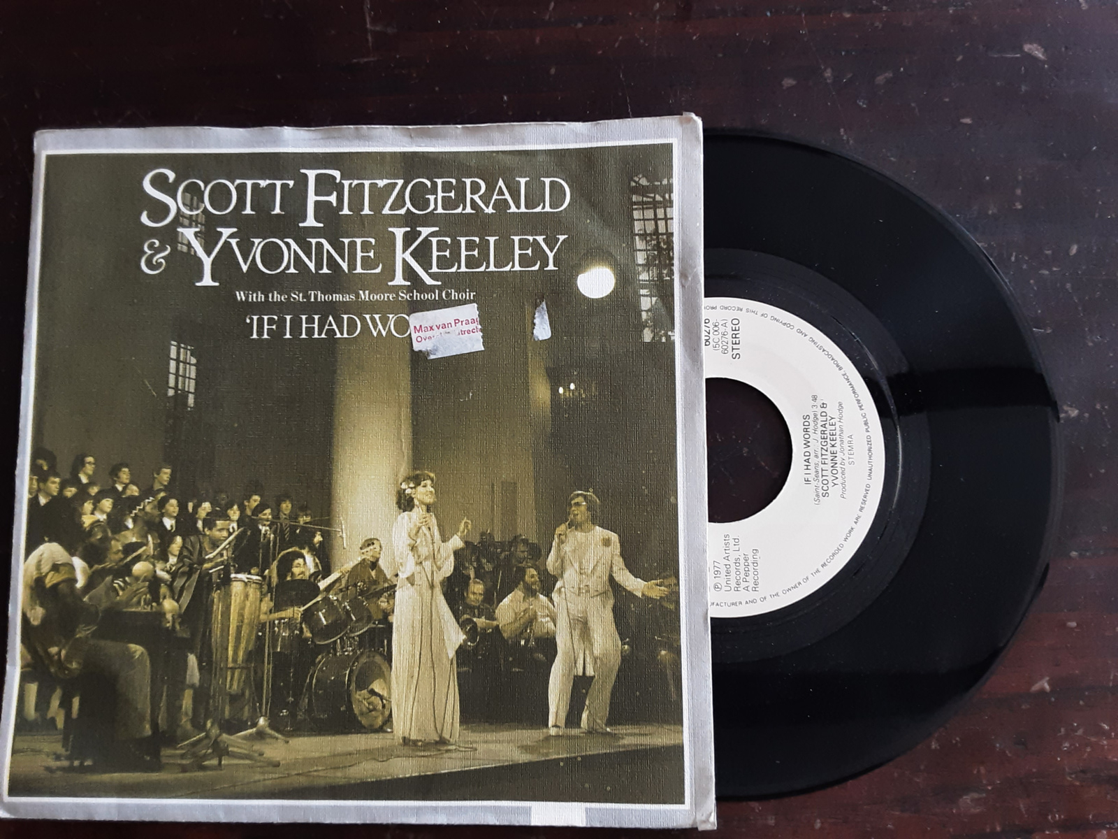 Scott Fitzgerald & Yvonne Keeley met If I had words 1977 Single nr S20211204