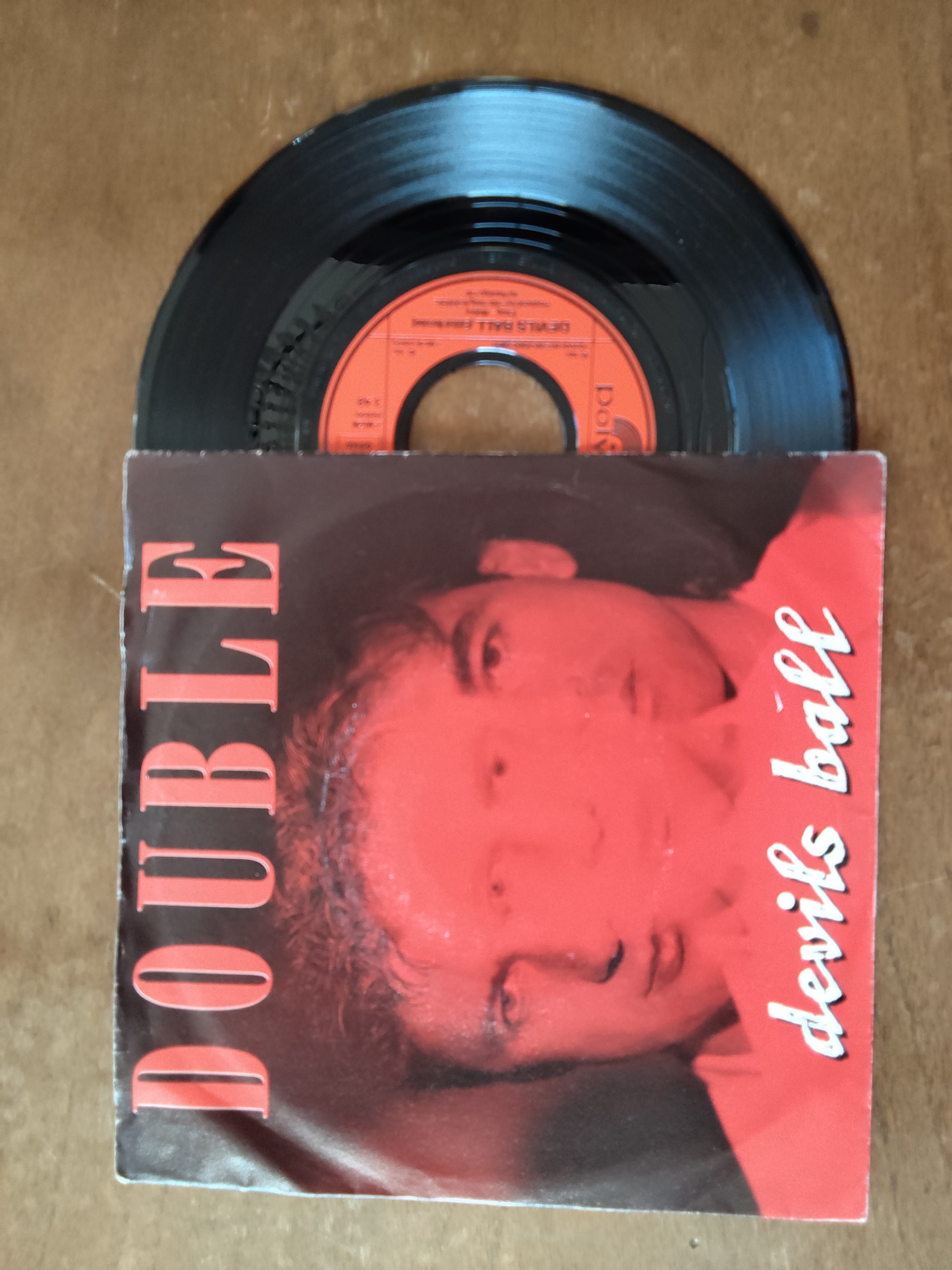 Double met Devils ball 1987 Single nr S20256977