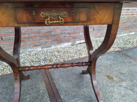 Engels mahonie hangoor tafel met la van omstreeks 1880 nr T20243