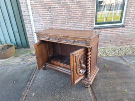 Antiek jacht dressoir omstreeks 1880 mooi houtsnijwerk op panelen nr K202542