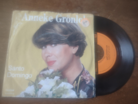 Anneke Gronloh met Santo Domingo 1986 Single nr S20221987