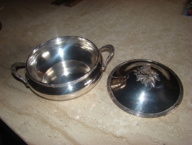 Oud engels silverplated dekschaal.