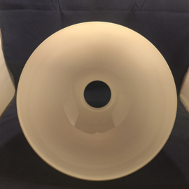 Opaal glans wit olielamp kap diameter 31,8cm