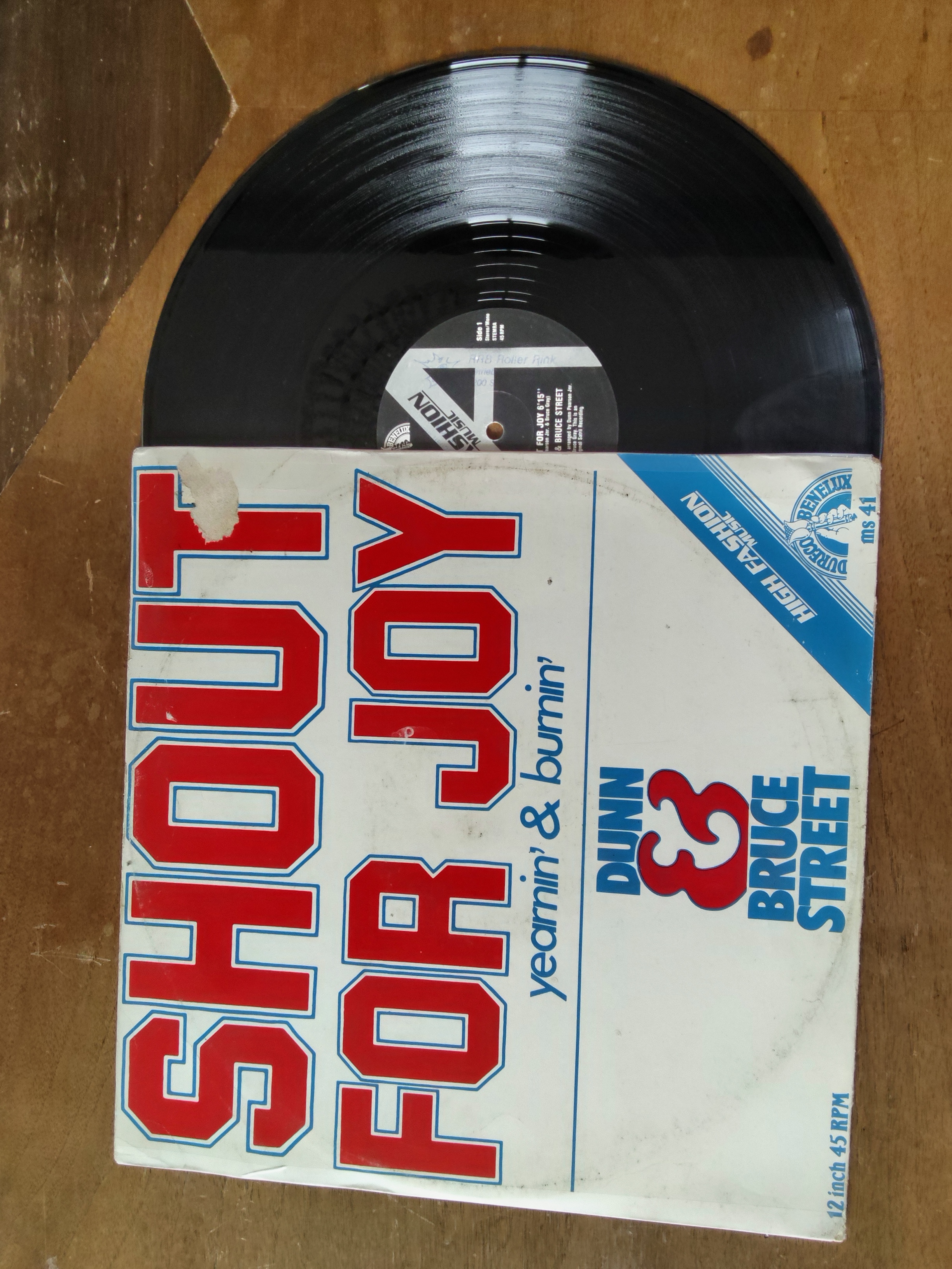 Dunn & Bruce Street met Shout for joy 1982 LP maxi single L20251251