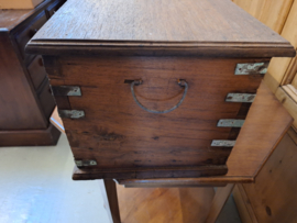 Antiek Indonesisch kistje teak hout 1880-1900 messing sierbeslag 2 vakjes nr KK 20246