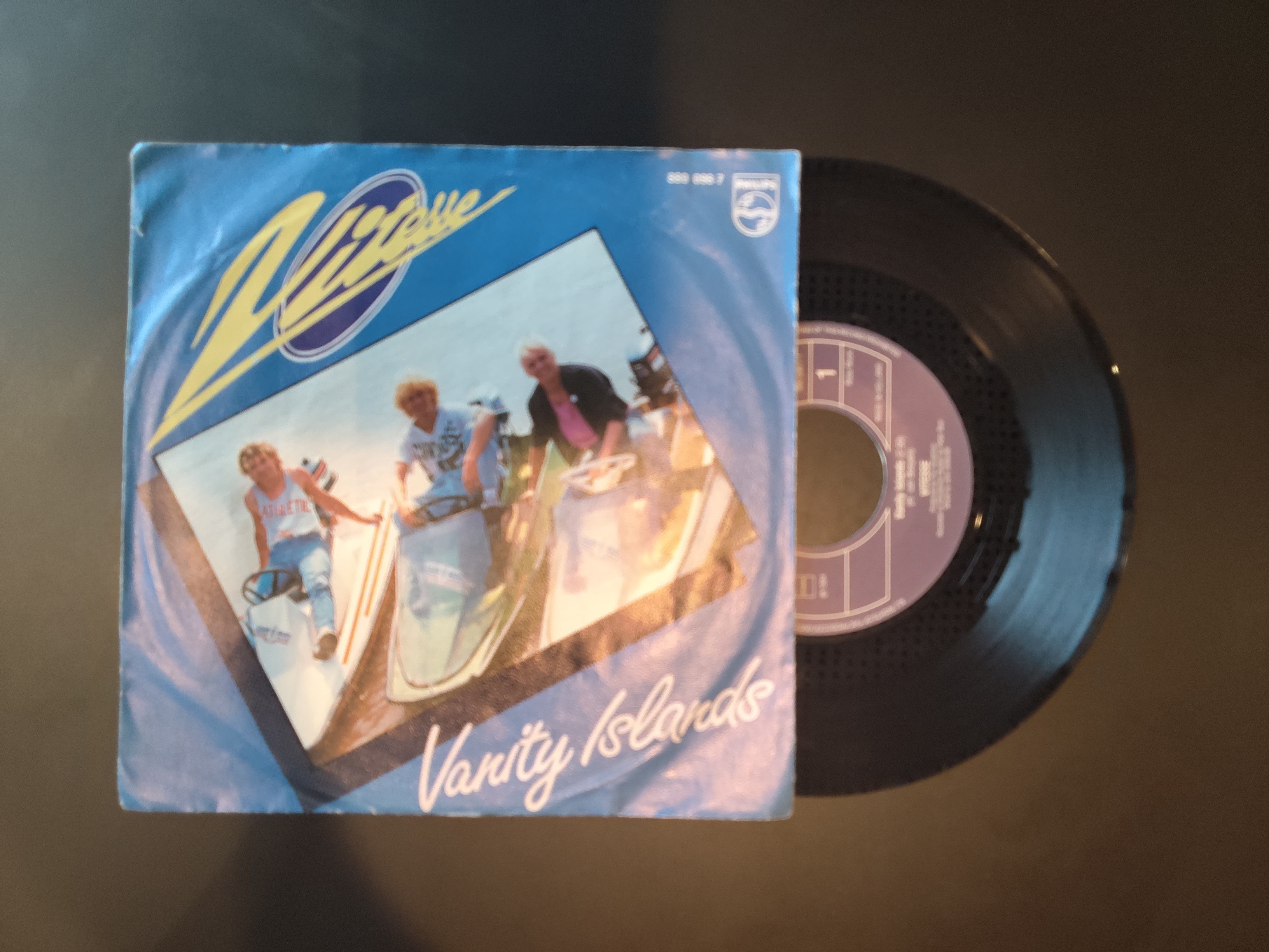 Vitesse met Vanity islands 1984 Single nr S20257030