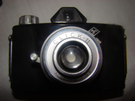 Vintage fotocamera Agfa Click II met clibo flitser