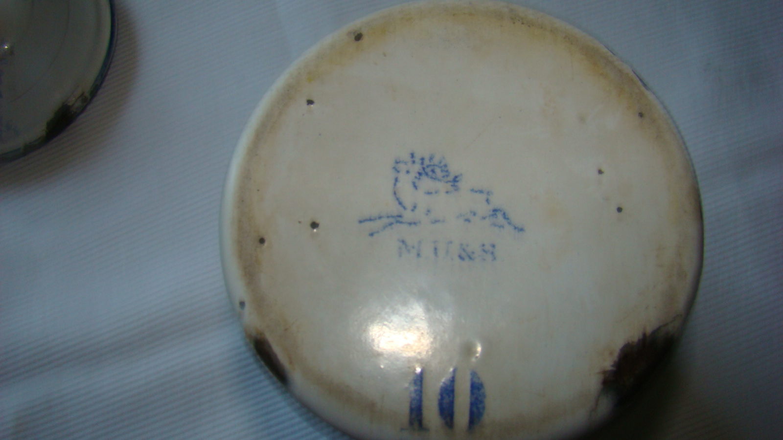 Oud voorraadpotje voor koffie of kava.
