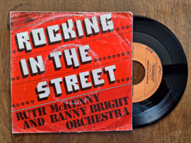 Ruth McKenny and Banny Bright orchestra met Rocking in the street 1978 Single nr S20232585