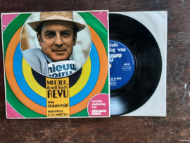 Wim Sonneveld met Moeder, ik wil bij de Revu 1971 Single nr S20245451