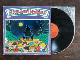 Kinderkoor De Madeliefjes met 50 kinderliedjes 1971 LP nr L2024290