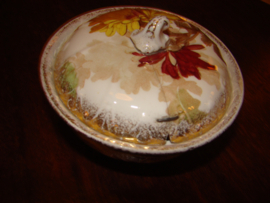 Oud   zeepdoosje  of zeepbakje.