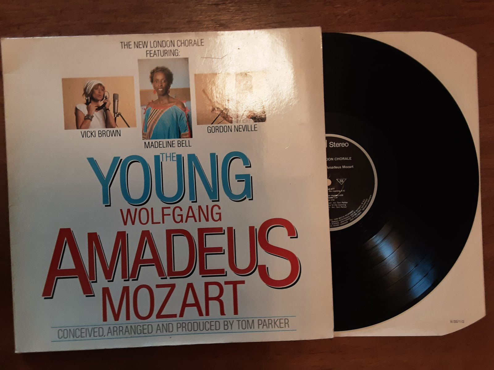 The new London chorale met The young Wolfgang Amadeus Mozart 1986 LP nr L2024794