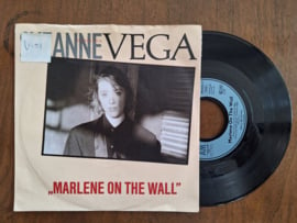 Suzanne Vega met Marlene on the wall 1985 Single nr S20233192
