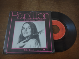 Madelon Waalkens met Papillon 1982 Single nr S20221504