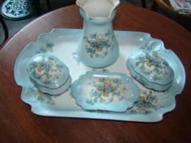 Trinketset of toilettafelset  motief vergeetmijnietjes