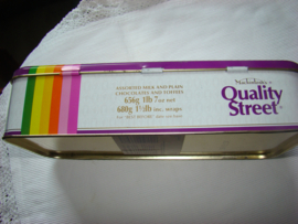 Quality Street langwerpig blik uit  september 1992.