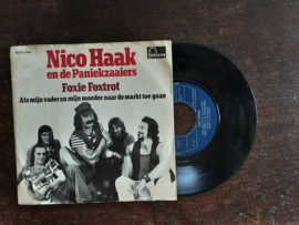 Nico Haak en de paniekzaaiers met Foxie Foxtrot 1975 Single nr S2021821