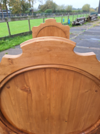 Antiek grenen bed Duits met rond paneel van omstreeks 1880-1890 nr 20248