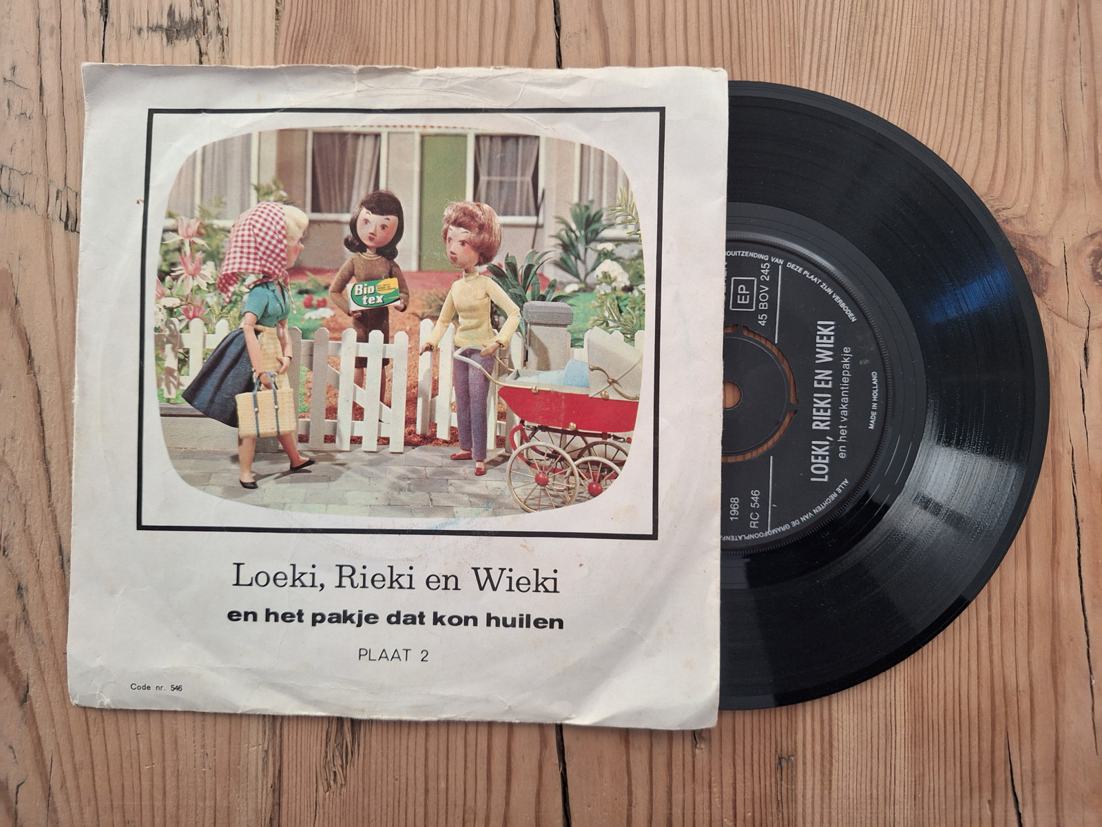 Loeki Rieki Wieki en het vakantiepakje 1968 Single nr S2021537
