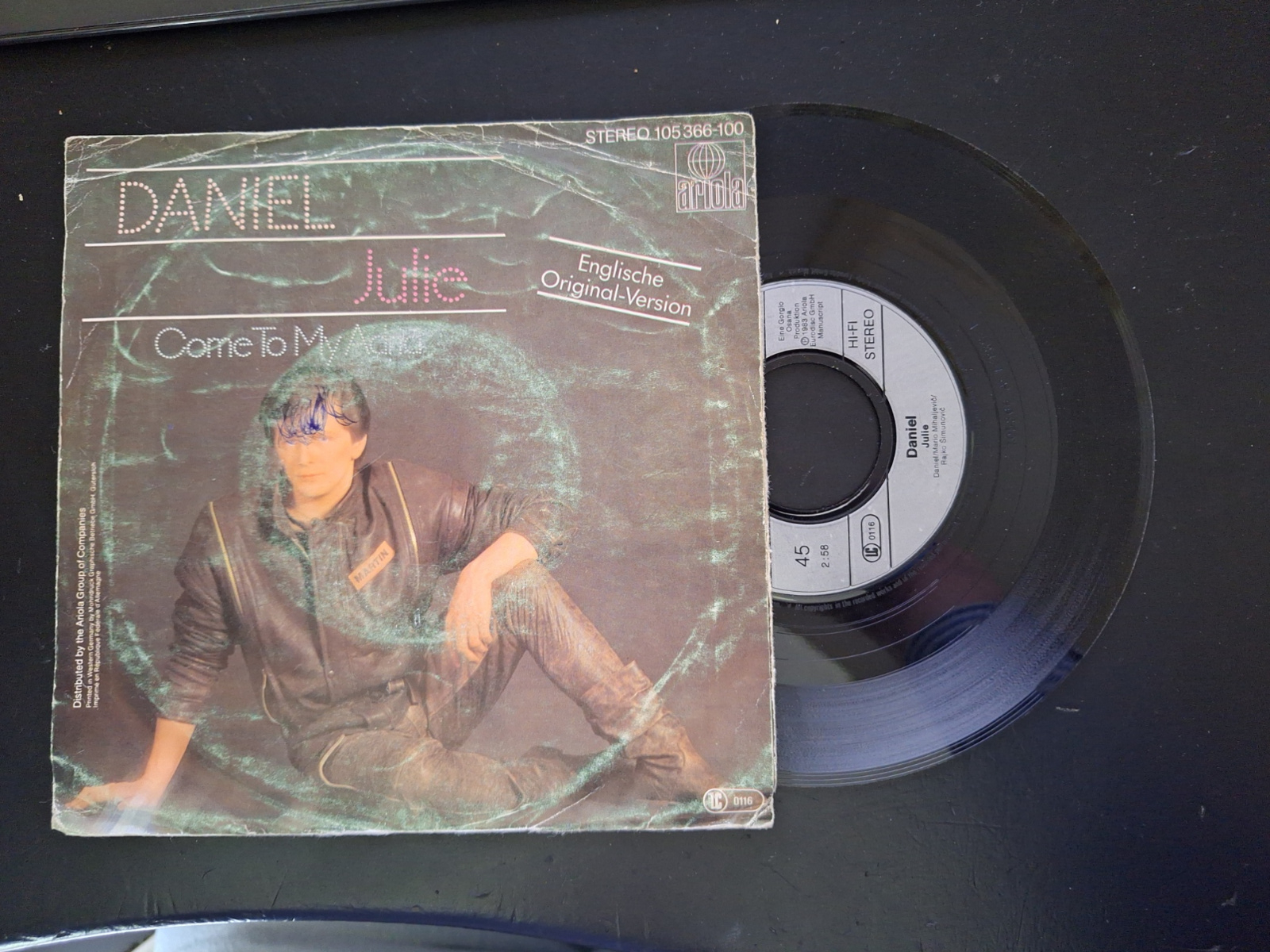 Daniel met Julie 1983 Single nr S2021584