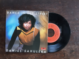 Daniel Sahuleka met Dance in the street 1984 Single nr S20245454