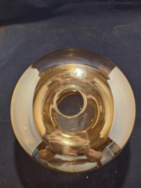 Goud/amber kleurige spiegelkap met opstaande rand dia-24cm GT4 nr SP1515
