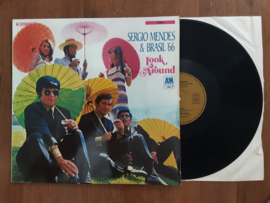 Sergio Mendes & Brasil '66 met Look around 1968 LP nr L202494