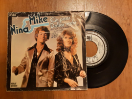 Nina & Mike met Ein paar dollar mehr 1977 Single nr S20234310