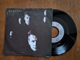 Madness met Yesterday's man 1985 Single nr S20232328