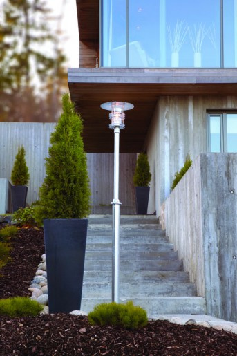Buitenlamp staand h- 151/238cm gegalvaniseerd serie Selva nr: 3696