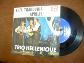 Trio Hellenique met Efta tragoudia 1966 Single nr S20221390