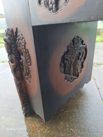Antiek bureau afkomstig uit Manilla omstreeks 1900 houtsnijwerk rondom nr B202512