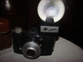 Vintage fotocamera Agfa Click II met clibo flitser