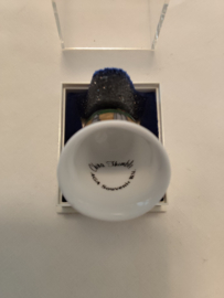 Vingerhoed porcelein opdruk Vaals het drie landenpunt 3cm hoog opdruk China Timble AGA souvenir b.v.