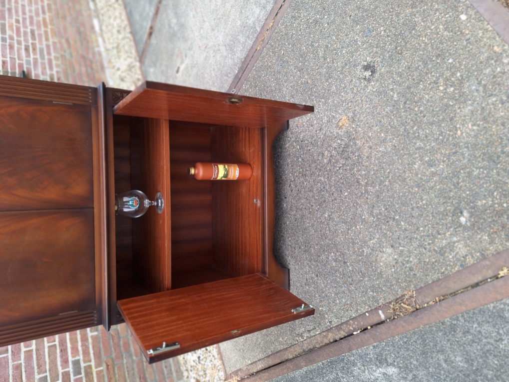 Midcentury Engelse minibar of drankkabinet mahonie omstreeks 1950 nr K202555